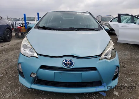 2012 Toyota Prius C z USA, uszkodzony, nr VIN JTDKDTB38C1027130